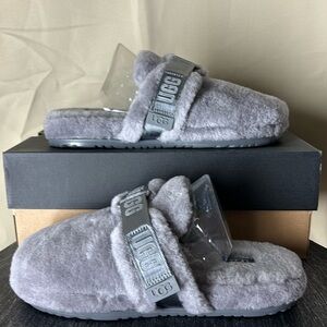 UGG M Fluff IT